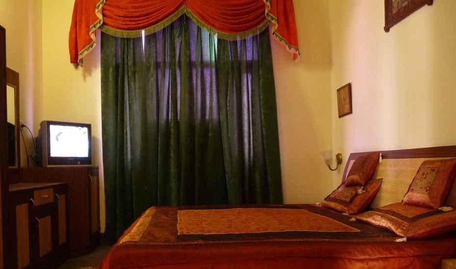 Hotel Kapoor Palace Katra (Jammu and Kashmir) Exterior foto